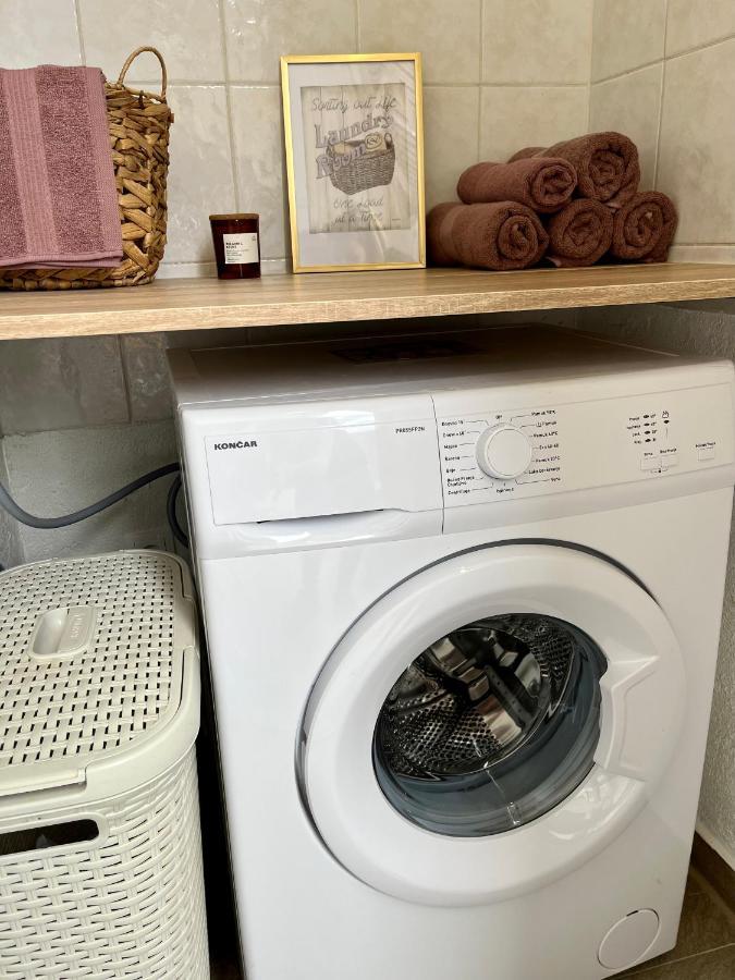 Apartmani “Kresimir” Omis Bagian luar foto