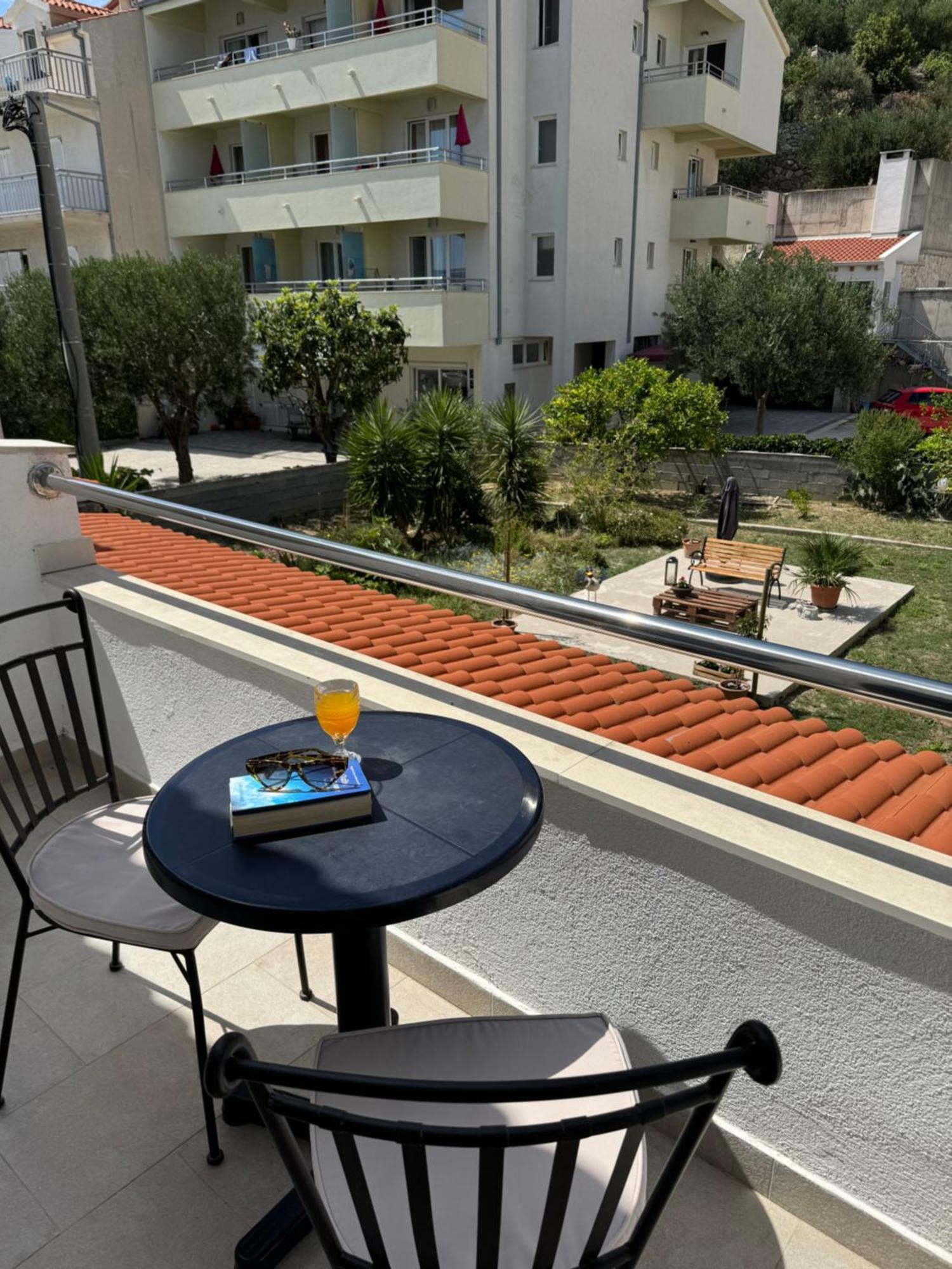 Apartmani “Kresimir” Omis Bagian luar foto