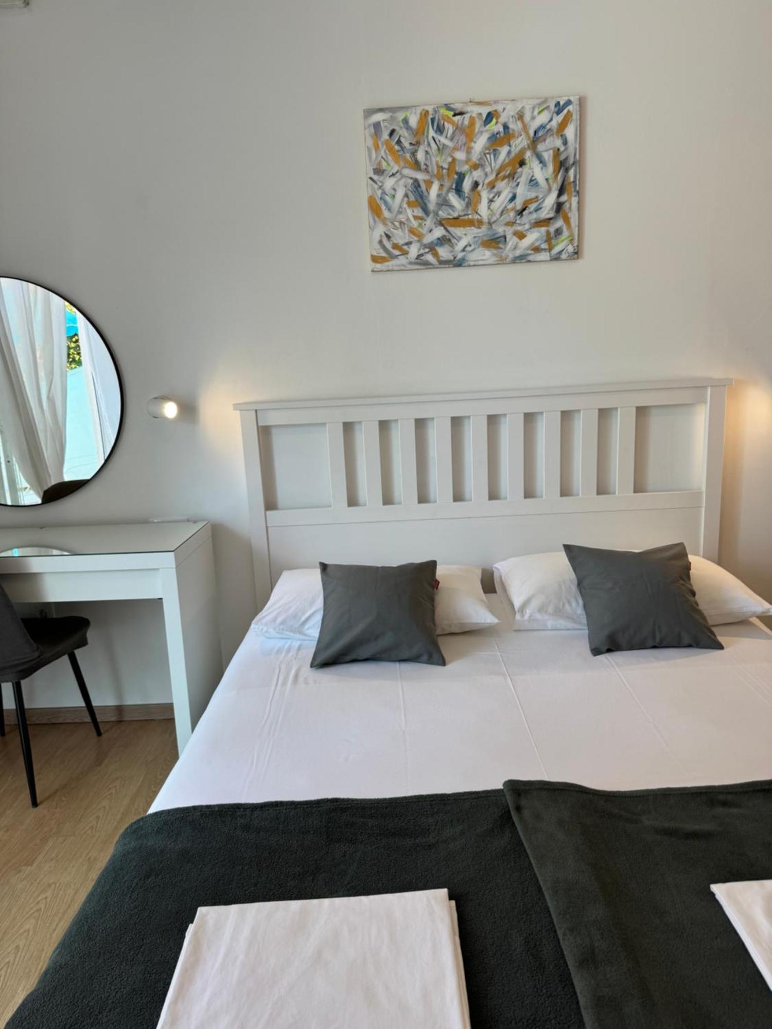 Apartmani “Kresimir” Omis Bagian luar foto